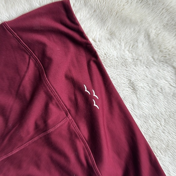 Lazypants High-Waisted Burgundy Leggings | Size M | Stretchy Activewear - Picture 5 of 7
